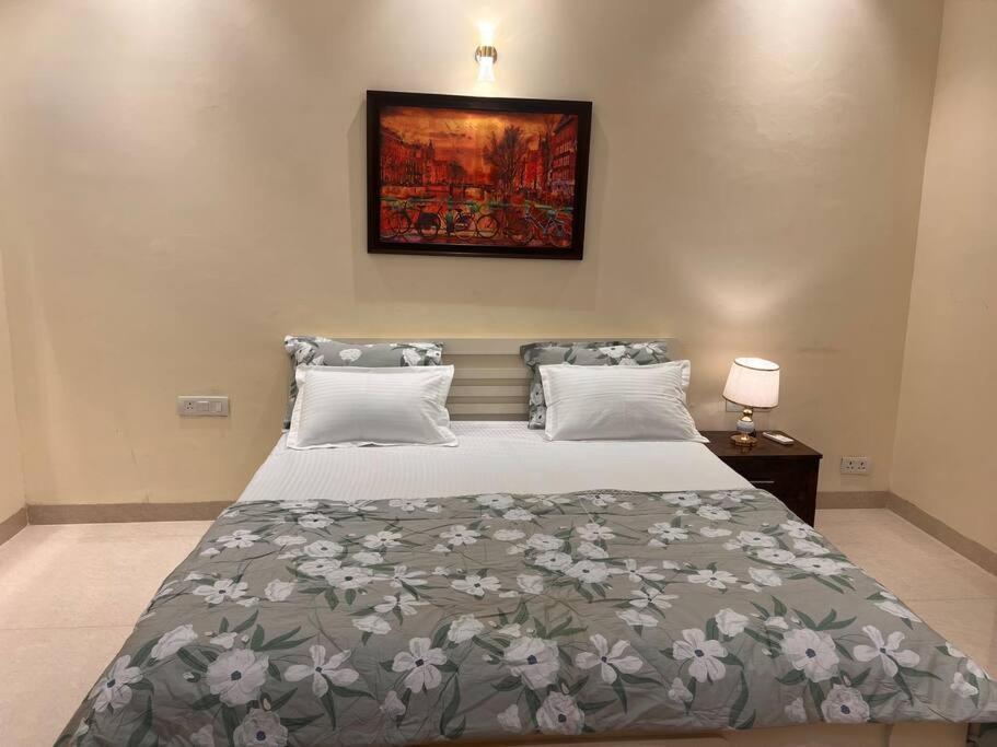 5Bhk Home Away From Home At Ranjit Avenue أمريتسار المظهر الخارجي الصورة