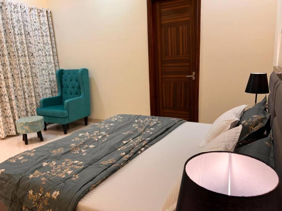 5Bhk Home Away From Home At Ranjit Avenue أمريتسار المظهر الخارجي الصورة