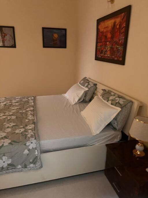 5Bhk Home Away From Home At Ranjit Avenue أمريتسار المظهر الخارجي الصورة