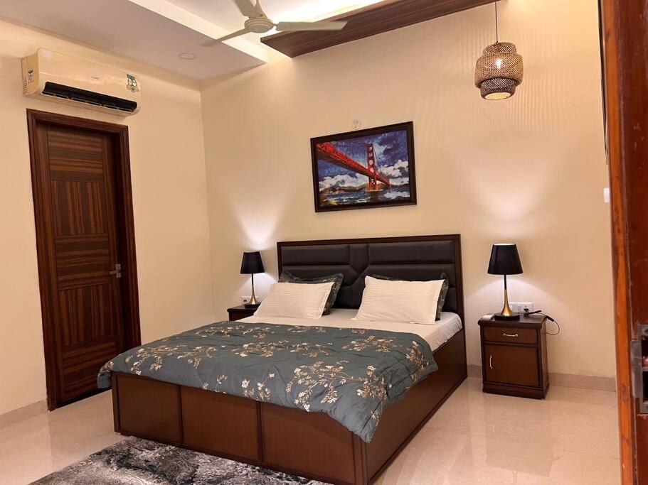 5Bhk Home Away From Home At Ranjit Avenue أمريتسار المظهر الخارجي الصورة