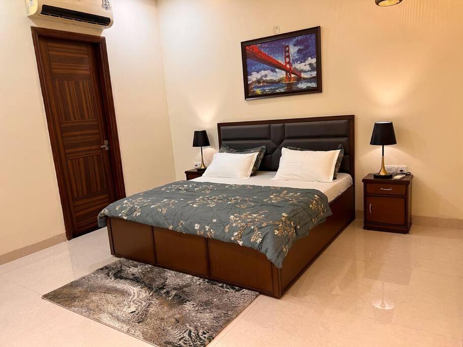 5Bhk Home Away From Home At Ranjit Avenue أمريتسار المظهر الخارجي الصورة